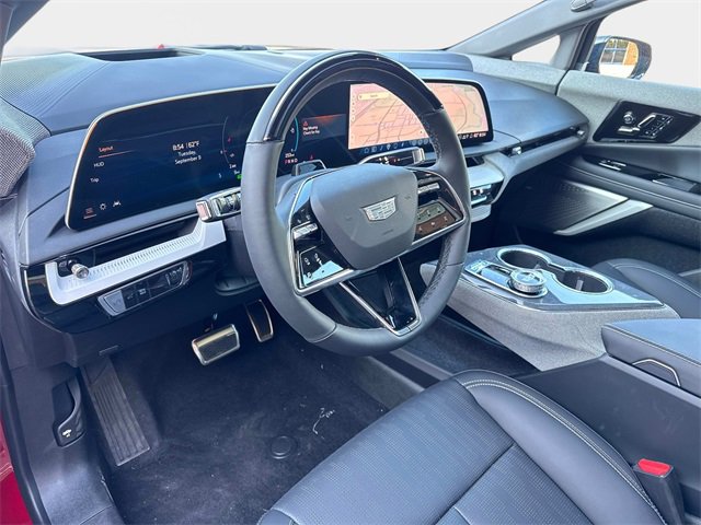 New 2025 Cadillac Optiq Sport 2 image 17