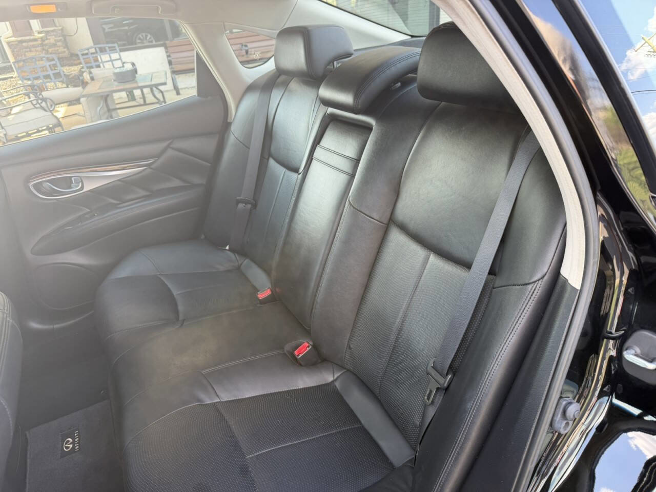 Used 2013 INFINITI M37 w/ Premium Pkg RWD image 31