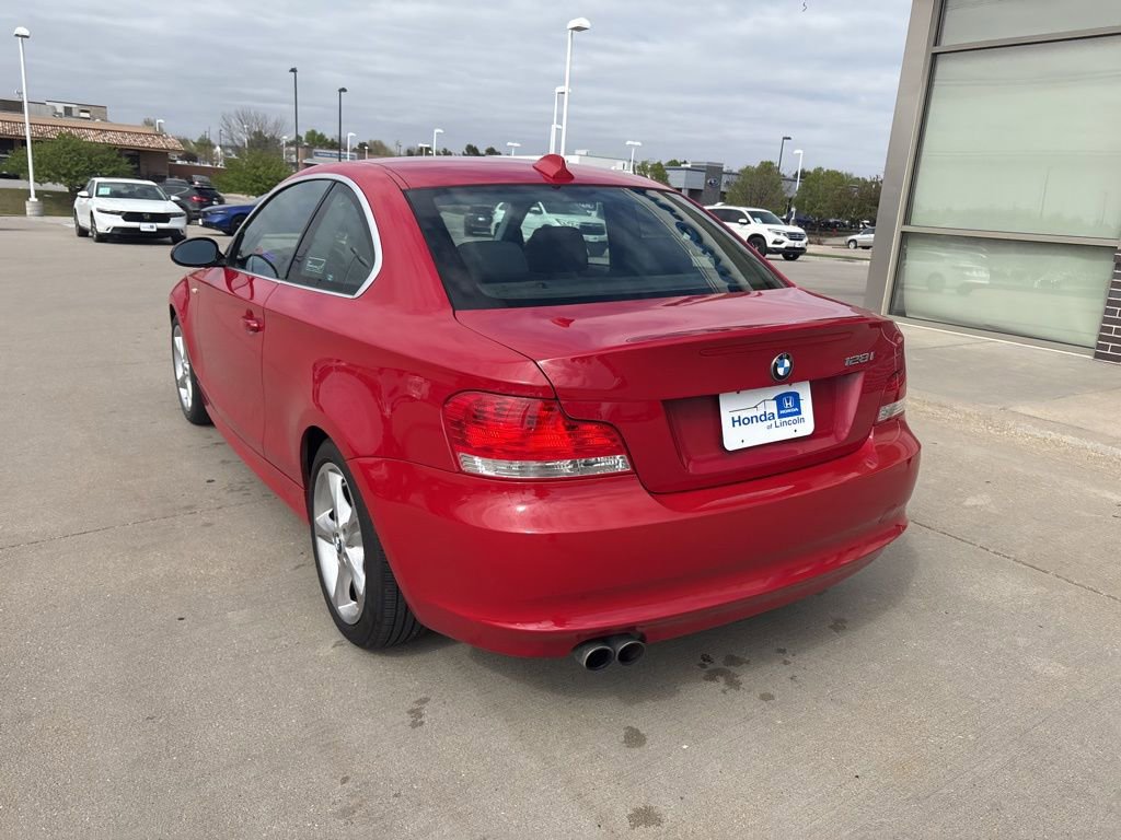 Used 2009 BMW 128i Coupe image 7