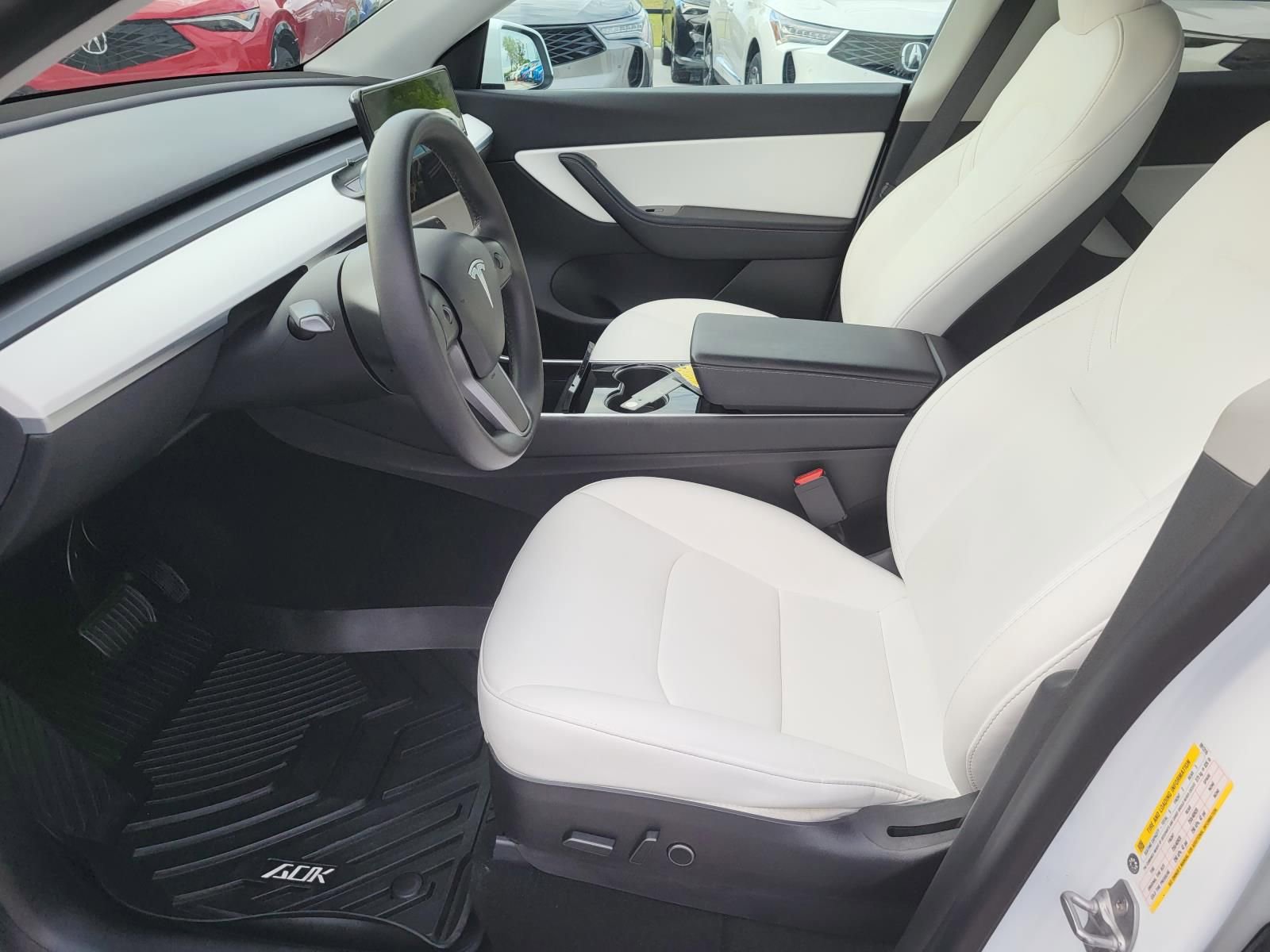 Used 2021 Tesla Model Y Long Range image 17