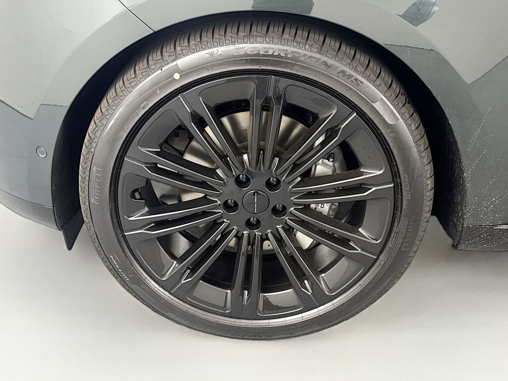 New 2026 Land Rover Range Rover SE image 31