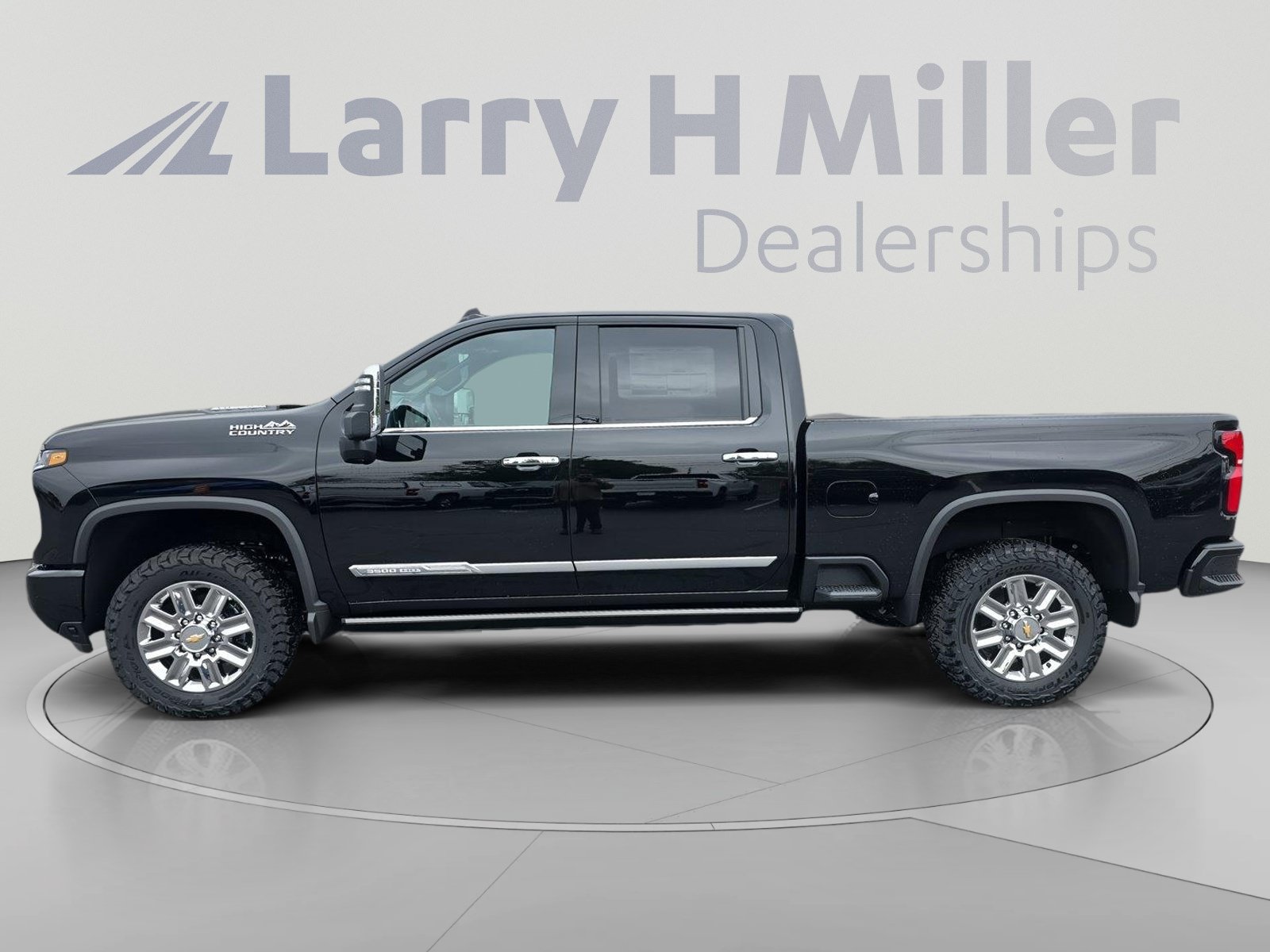 New 2026 Chevrolet Silverado 3500 High Country w/ Technology Package AWD/4WD image 10