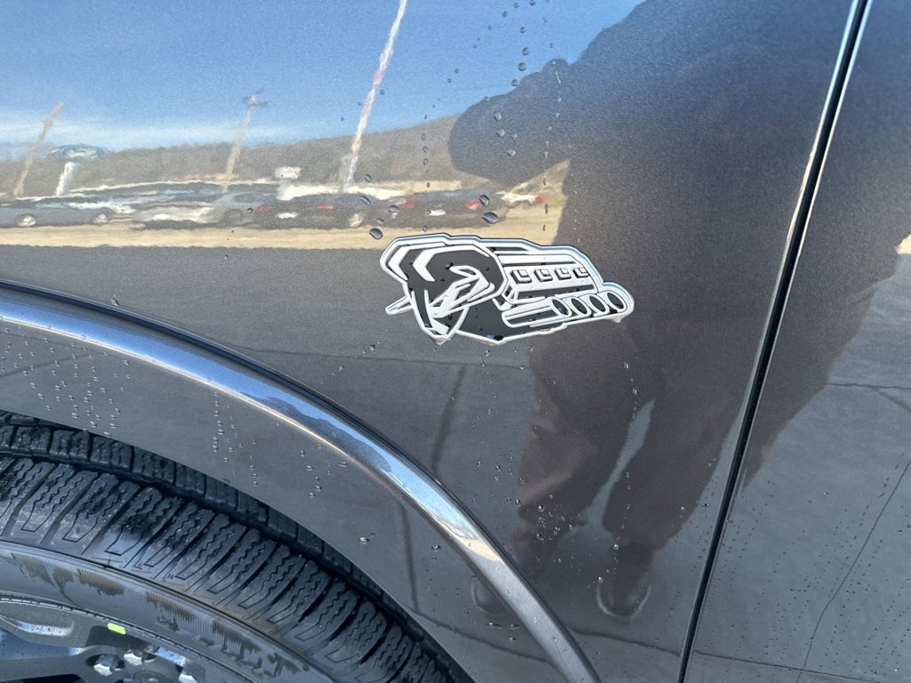 New 2026 RAM 1500 4x4 Crew Cab image 27