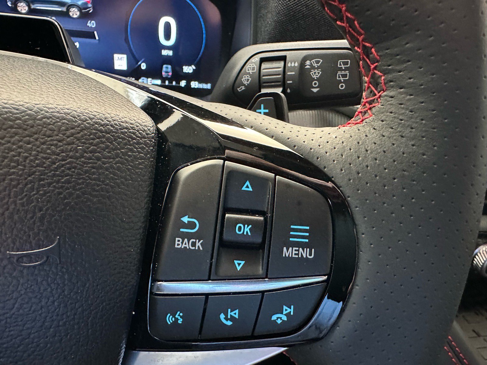 Used 2025 Ford Explorer ST w/ Sun And Sound Package AWD/4WD image 40