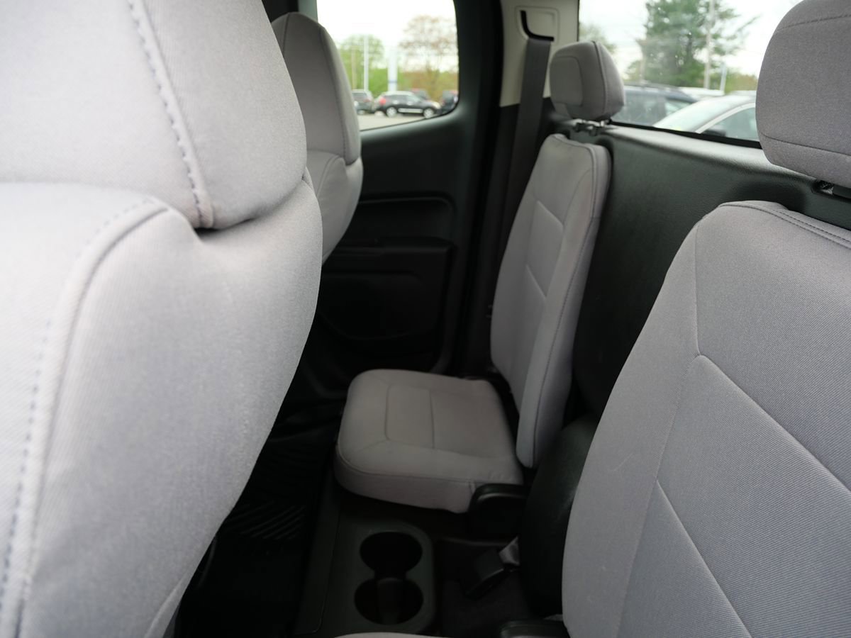 Used 2020 Chevrolet Colorado W/T w/ WT Convenience Package RWD image 15