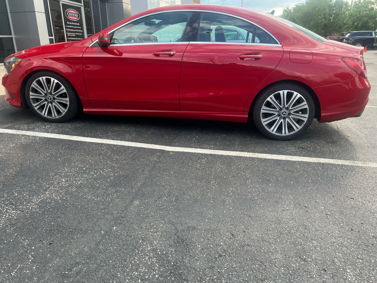 Used 2018 Mercedes-Benz CLA 250 4MATIC image 4