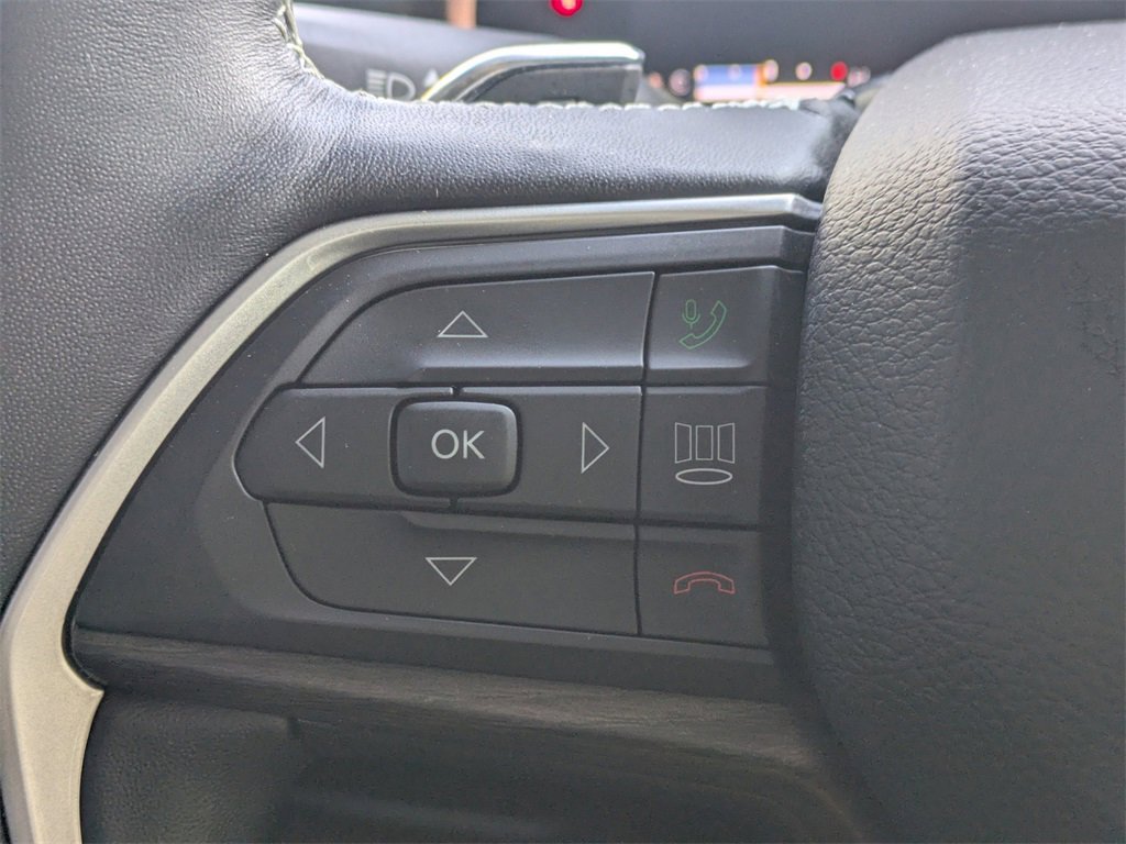 Used 2022 Jeep Grand Cherokee L Limited w/ Trailer Tow Group (B) image 27