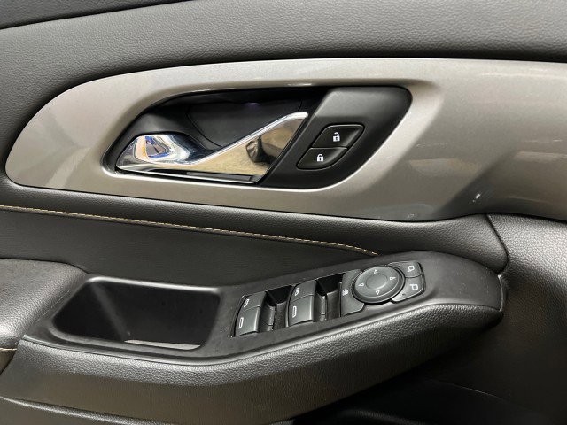 Used 2020 Chevrolet Traverse LT w/ LT Premium Package image 30