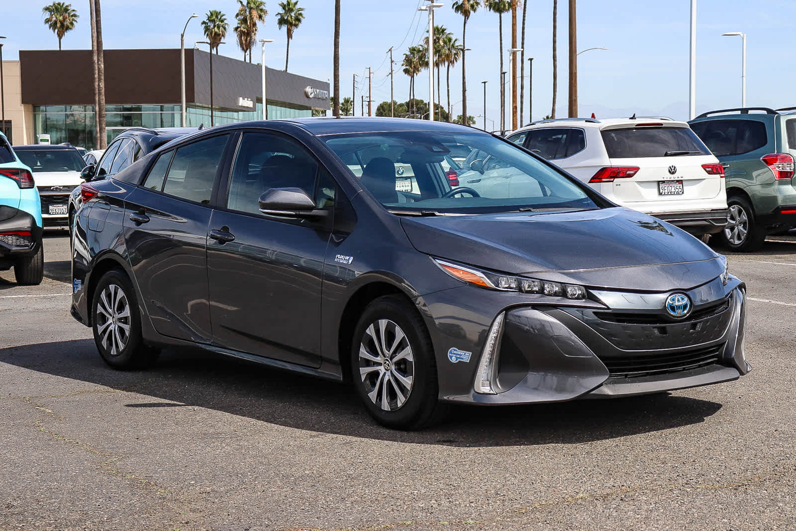 Used 2021 Toyota Prius Prime XLE image 3