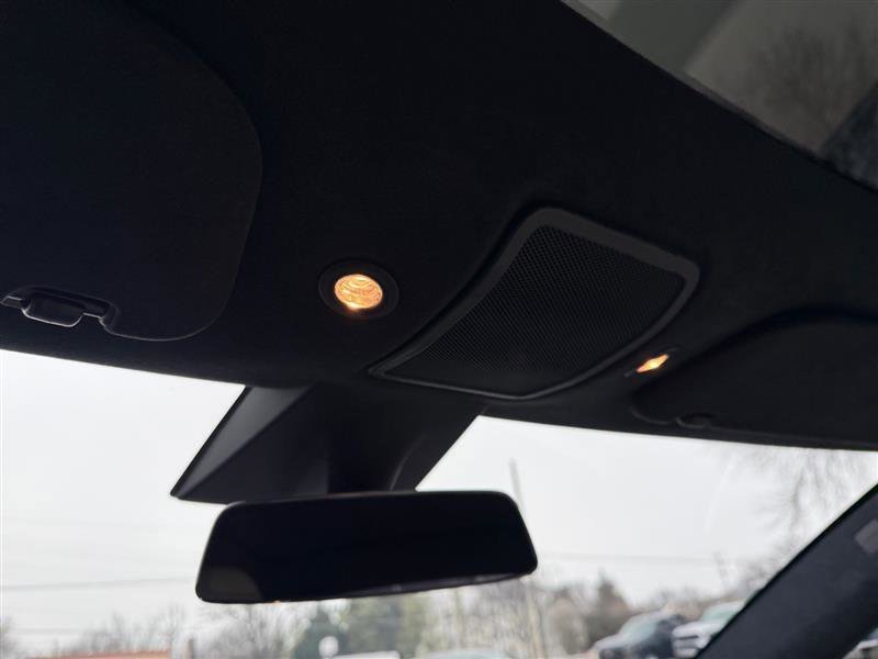 Used 2020 Tesla Model S Long Range Plus image 33