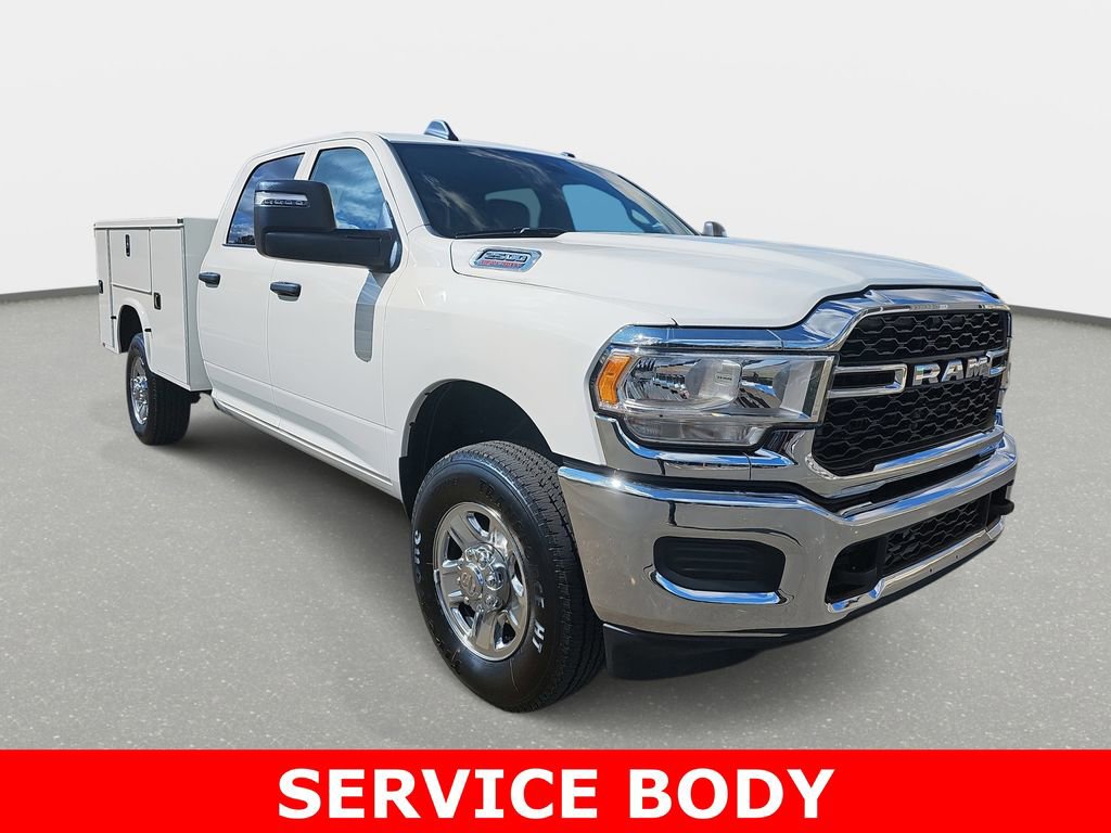 Used 2024 RAM 2500 Tradesman w/ Chrome Appearance Group image 3