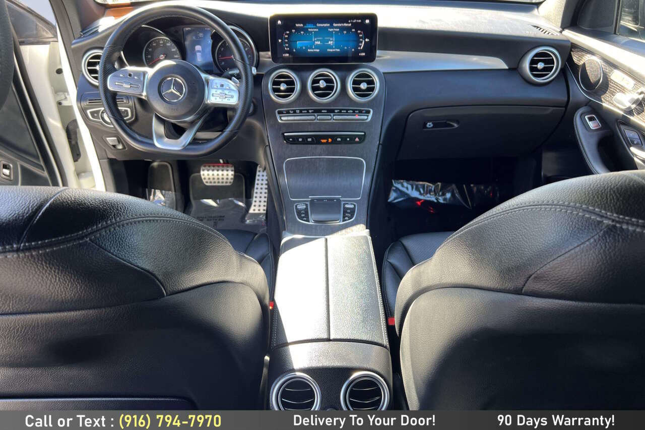 Used 2022 Mercedes-Benz GLC 300 4MATIC image 13