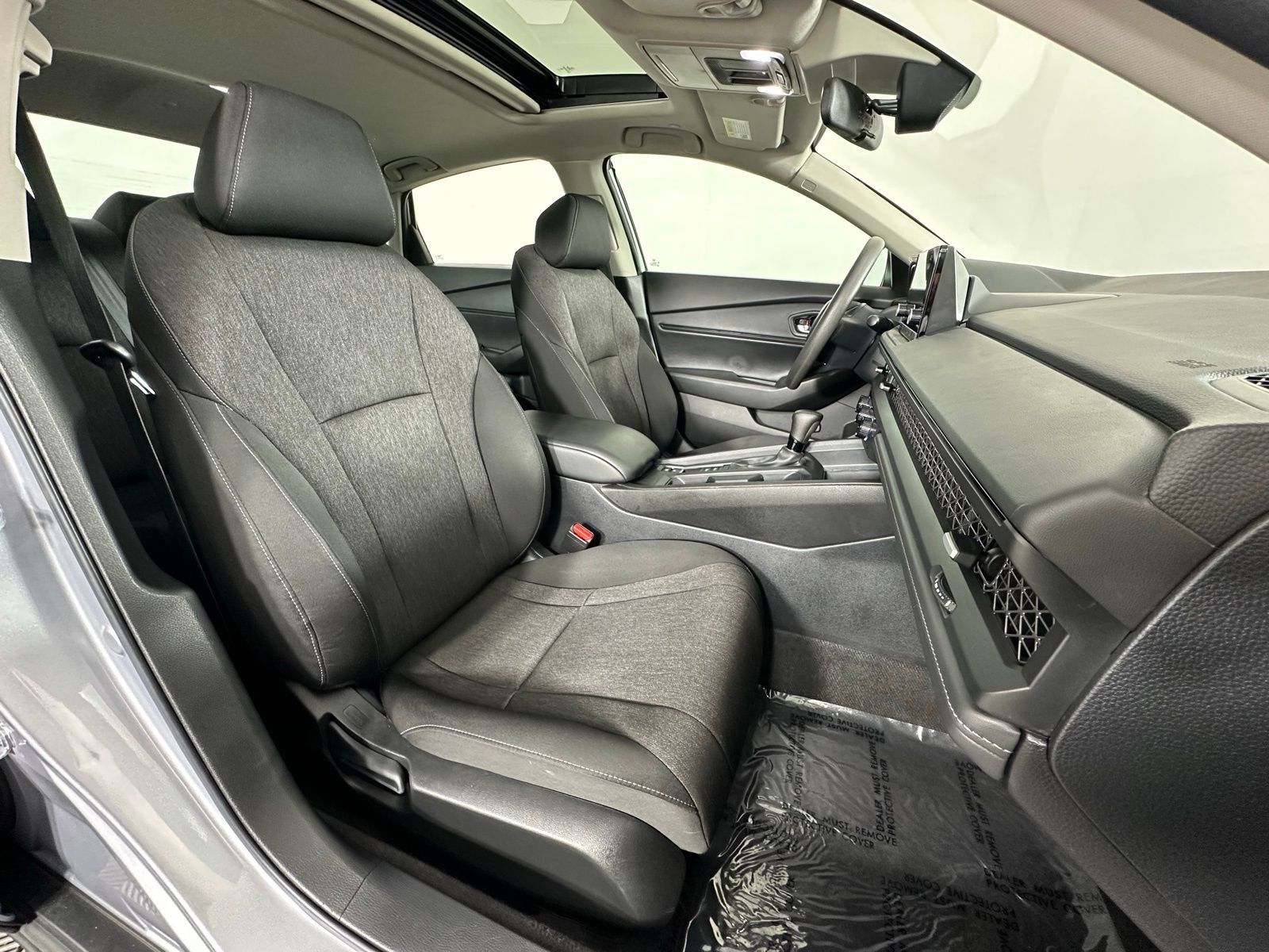 Used 2023 Honda Accord EX image 7