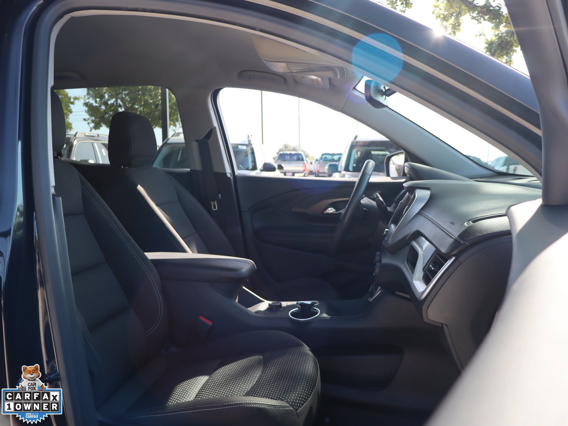 Used 2024 GMC Terrain SLE AWD/4WD image 31
