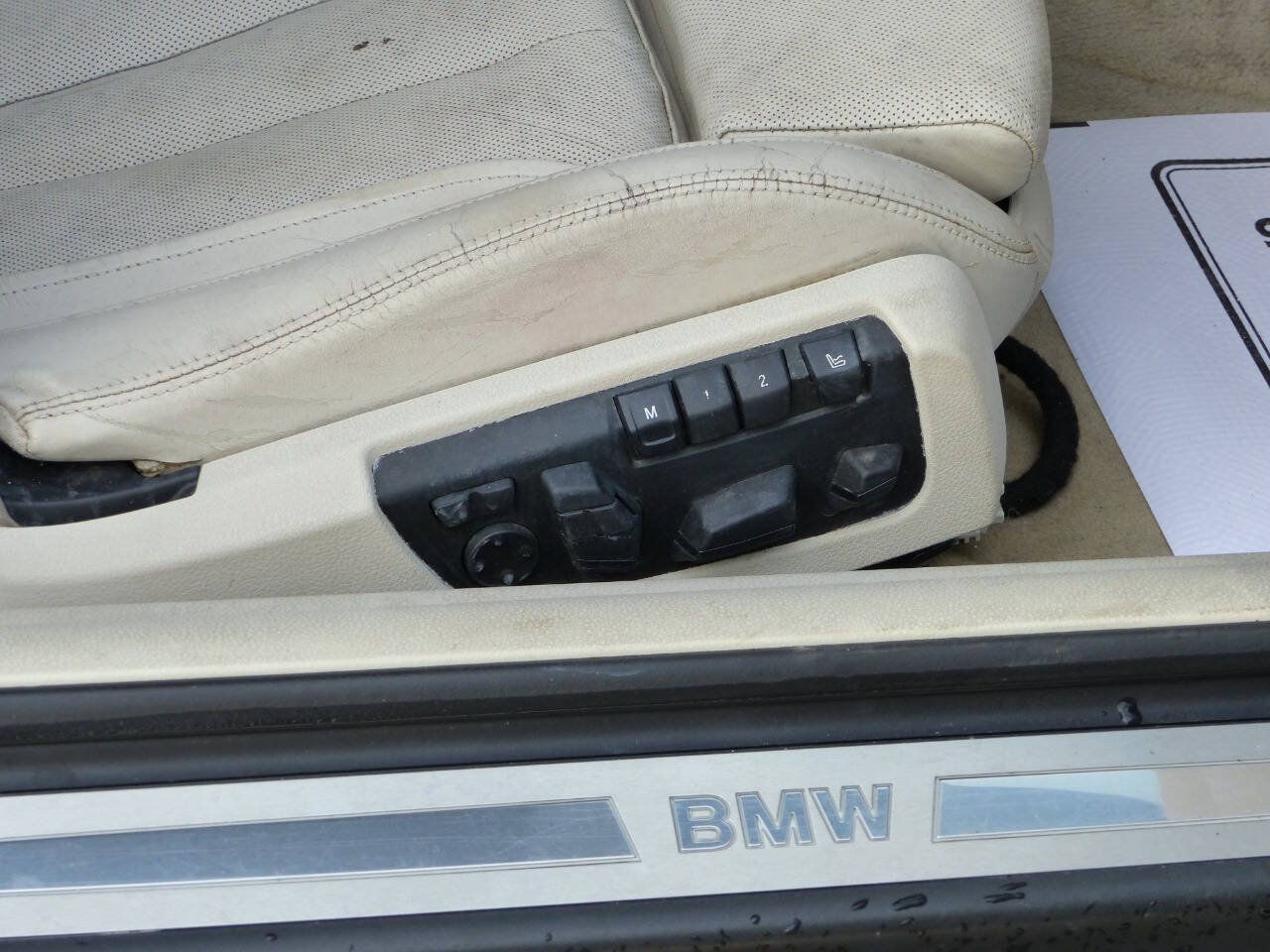 Used 2012 BMW 650i Convertible RWD image 34