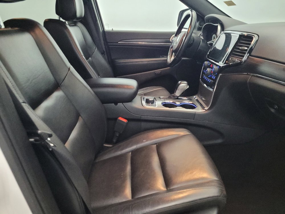 Used 2020 Jeep Grand Cherokee Limited AWD/4WD image 21