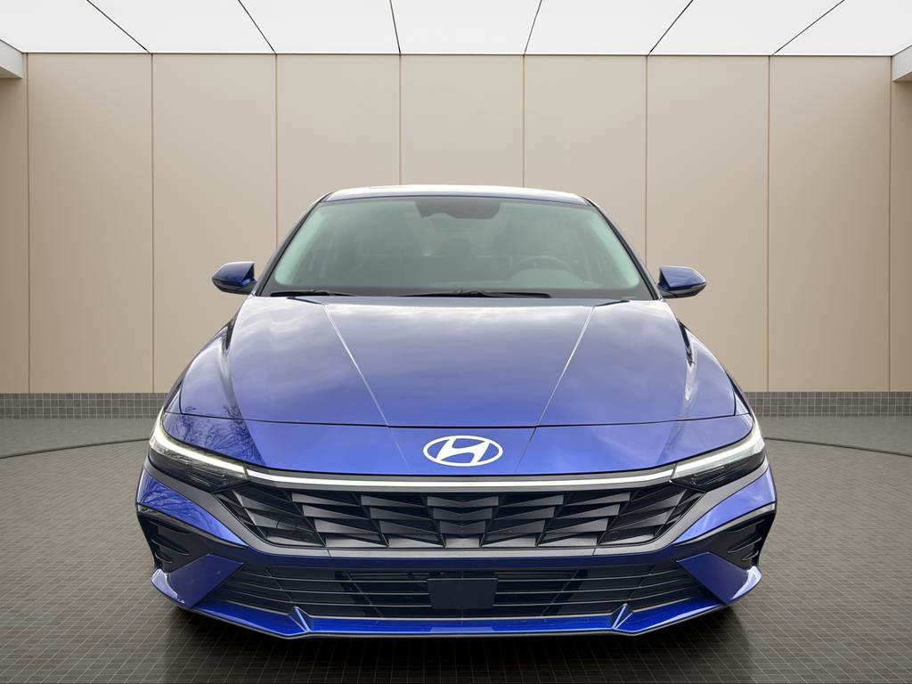 Certified 2025 Hyundai Elantra Limited image 8
