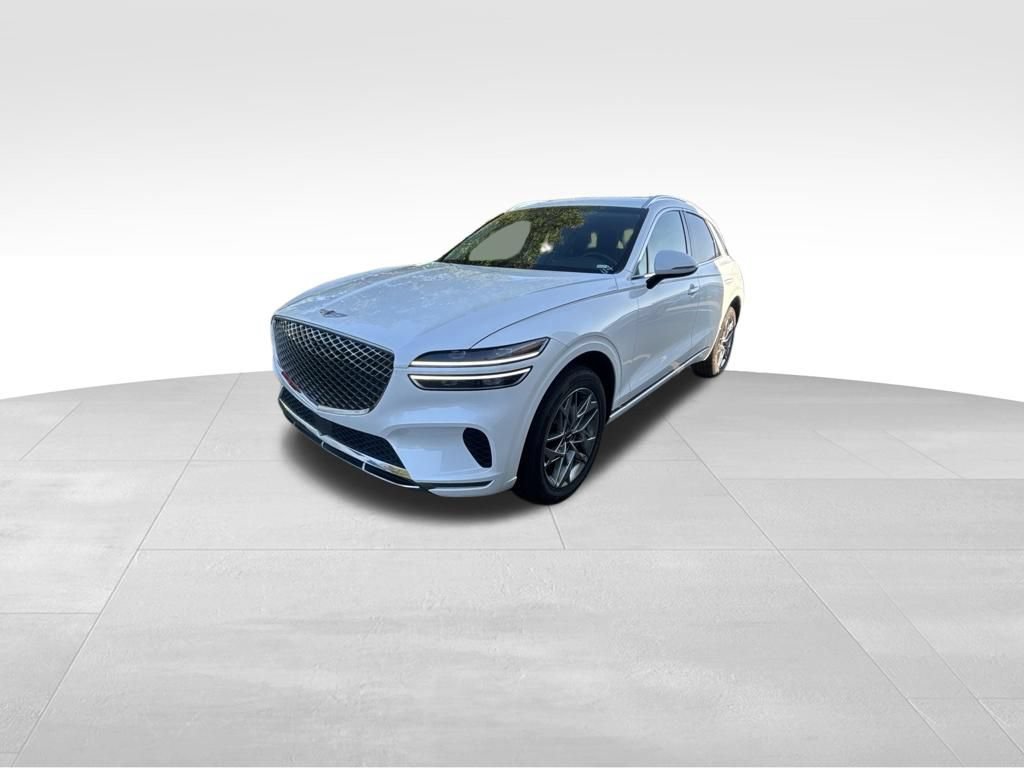 Used 2025 Genesis GV70 2.5T AWD/4WD image 2