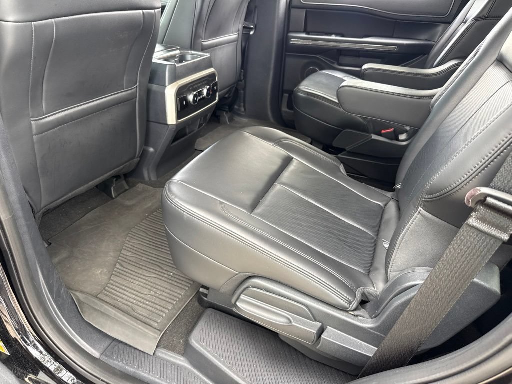 Used 2023 Ford Expedition XLT RWD image 23