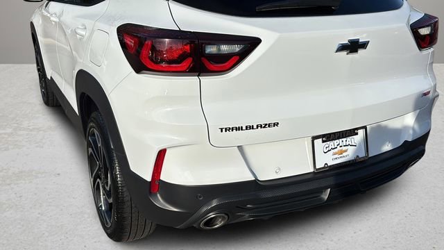 Used 2024 Chevrolet TrailBlazer RS w/ Driver Confidence Package FWD image 35