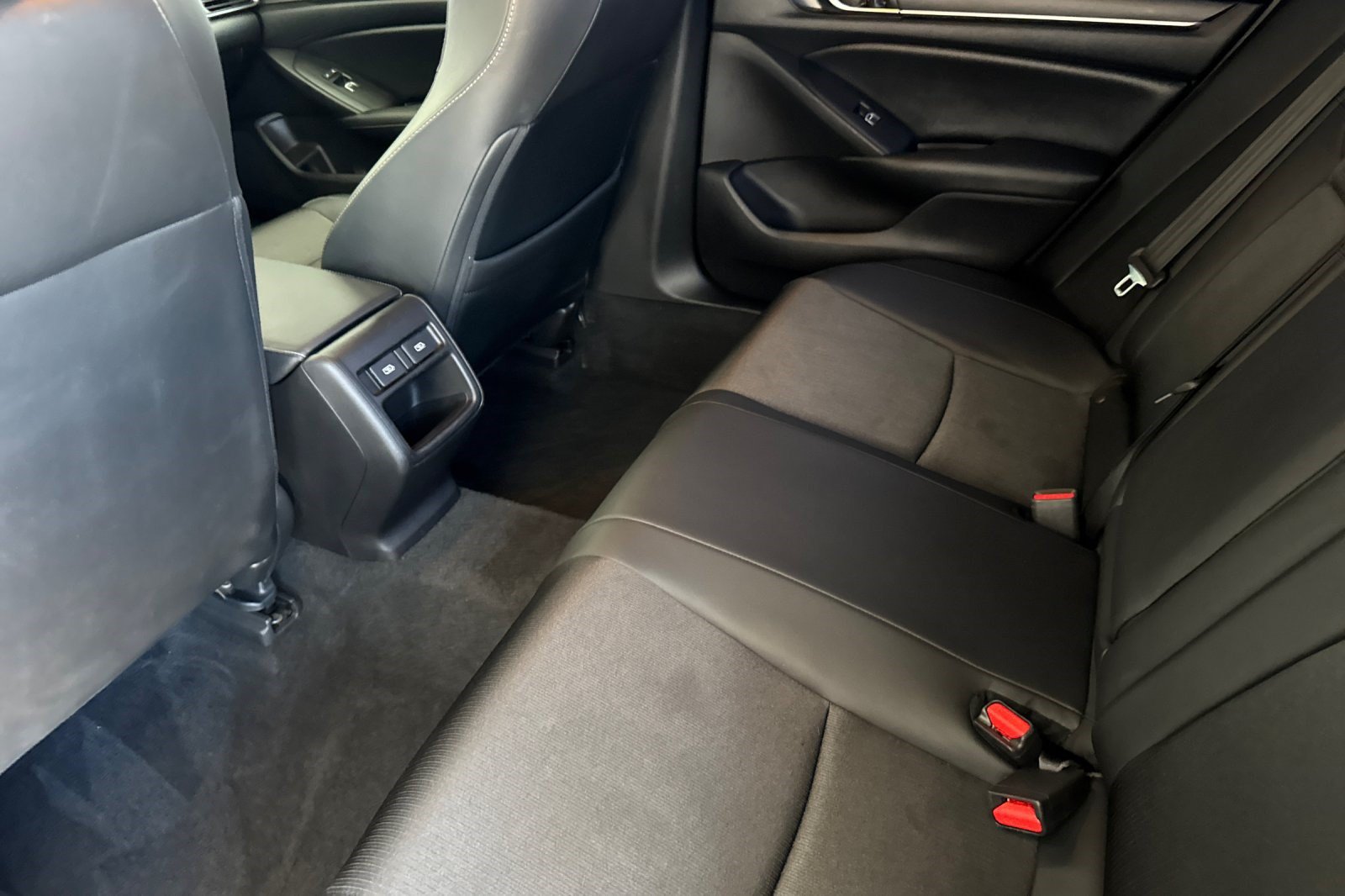 Used 2021 Honda Accord Sport image 26