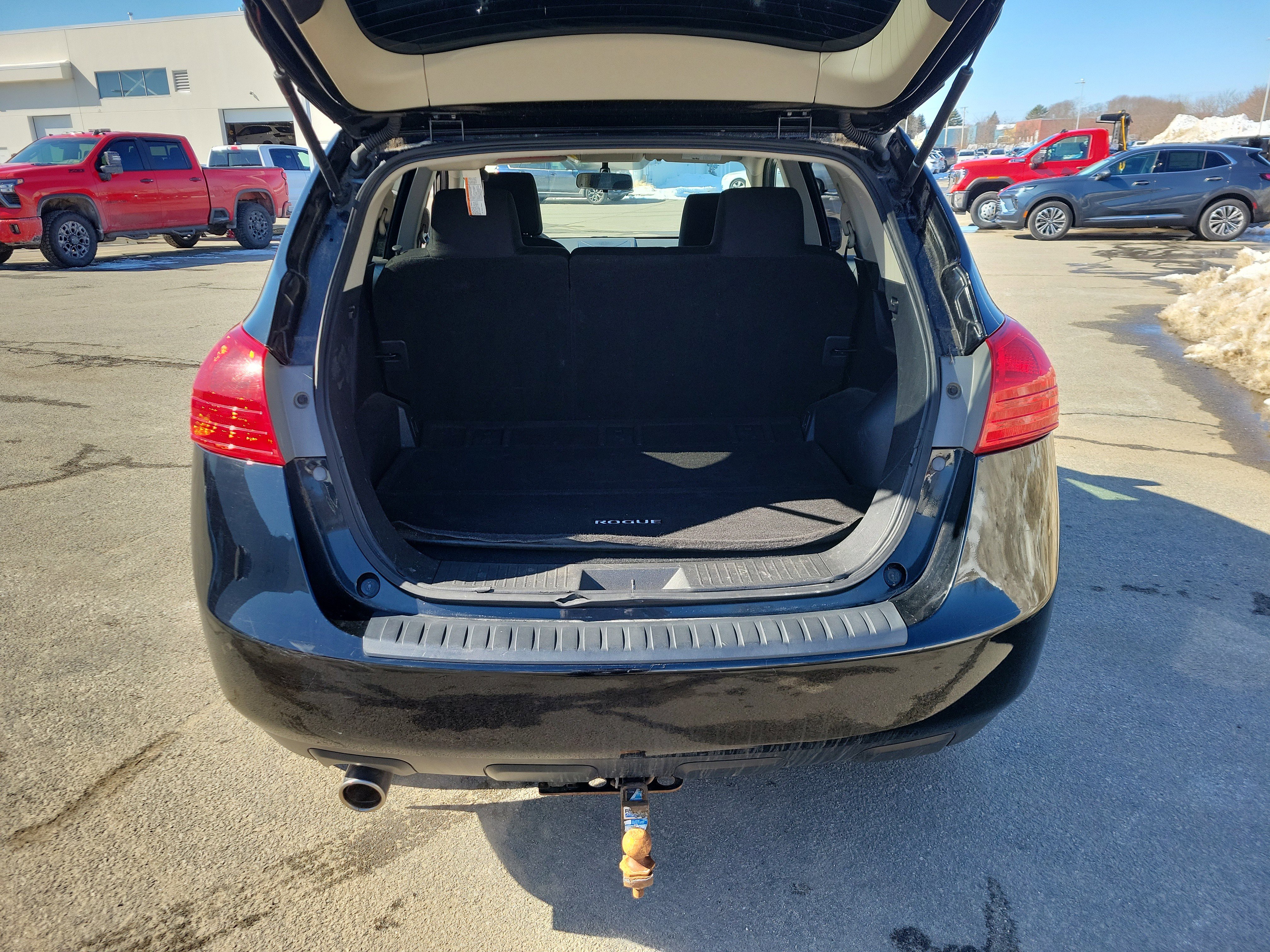 Used 2013 Nissan Rogue SV image 17