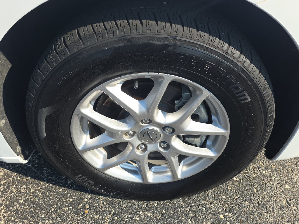 Used 2024 Chrysler Pacifica Touring-L FWD image 10