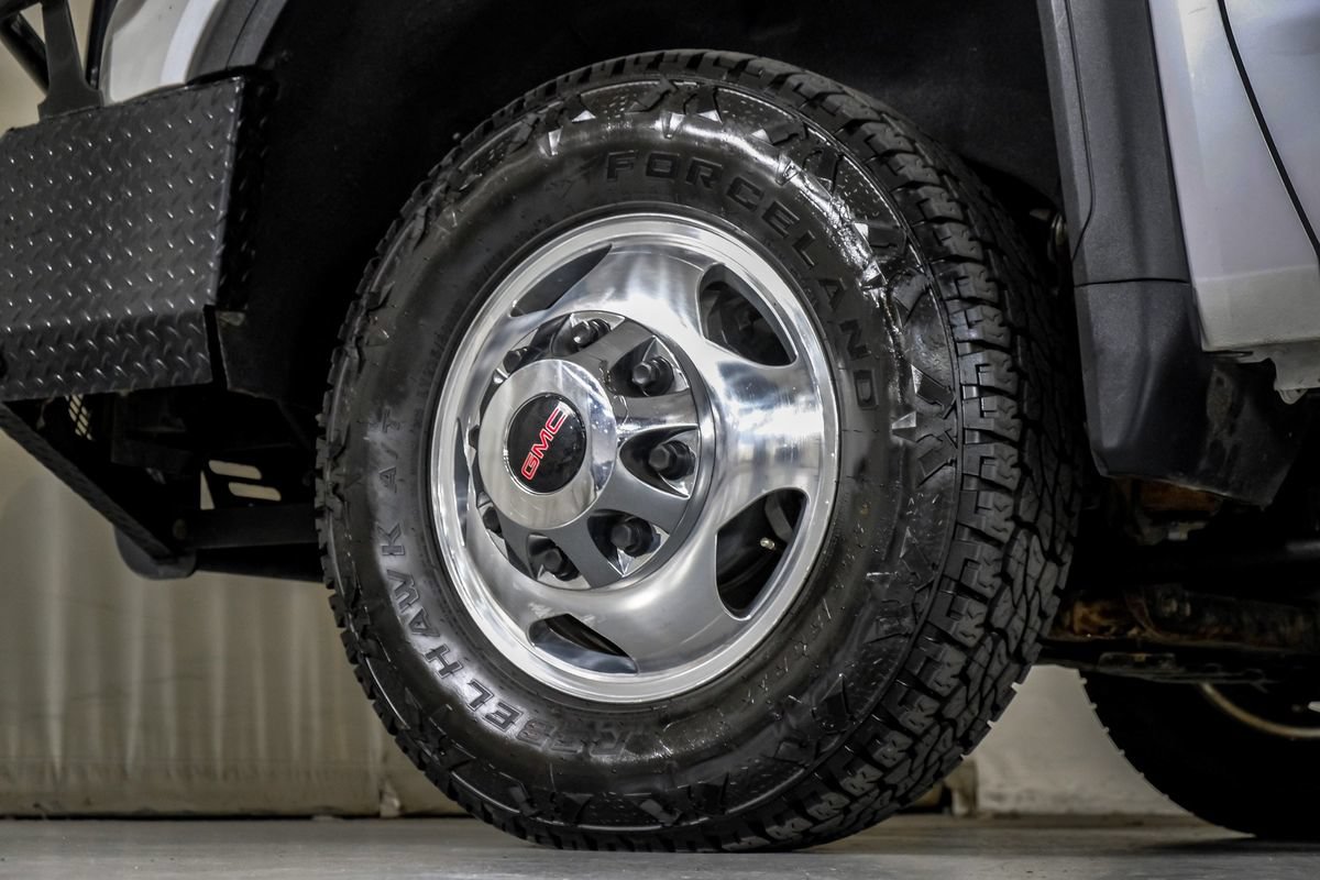 Used 2021 GMC Sierra 3500 Denali w/ Denali Ultimate Package AWD/4WD image 55