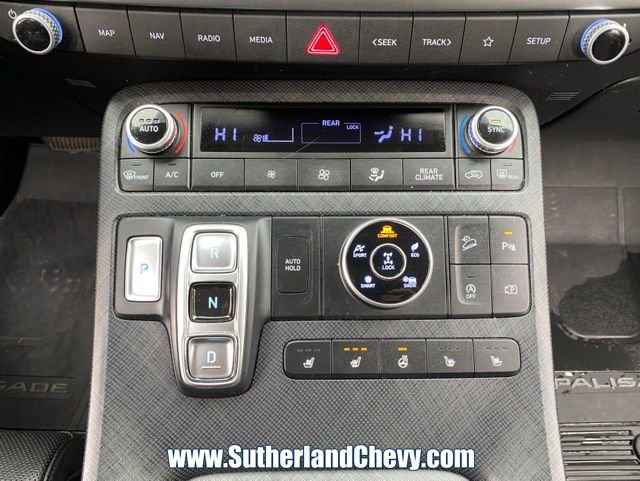 Used 2024 Hyundai Palisade Limited AWD/4WD image 33