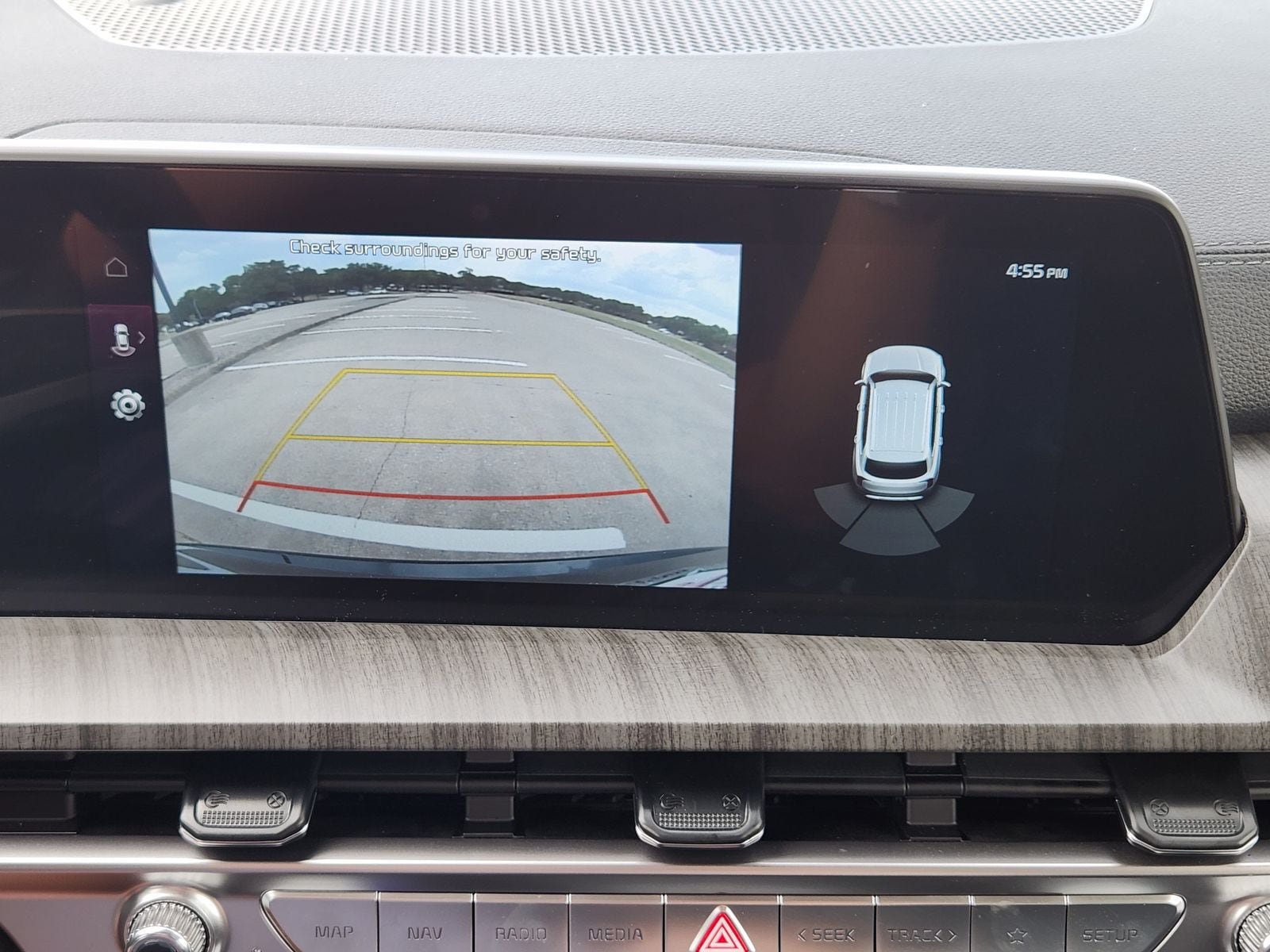 Used 2025 Kia Telluride EX w/ EX Captain's Chair Package FWD image 25