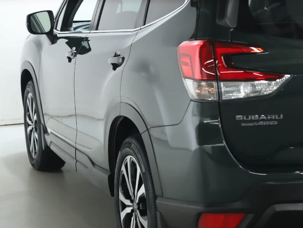 Used 2024 Subaru Forester Limited AWD/4WD image 43