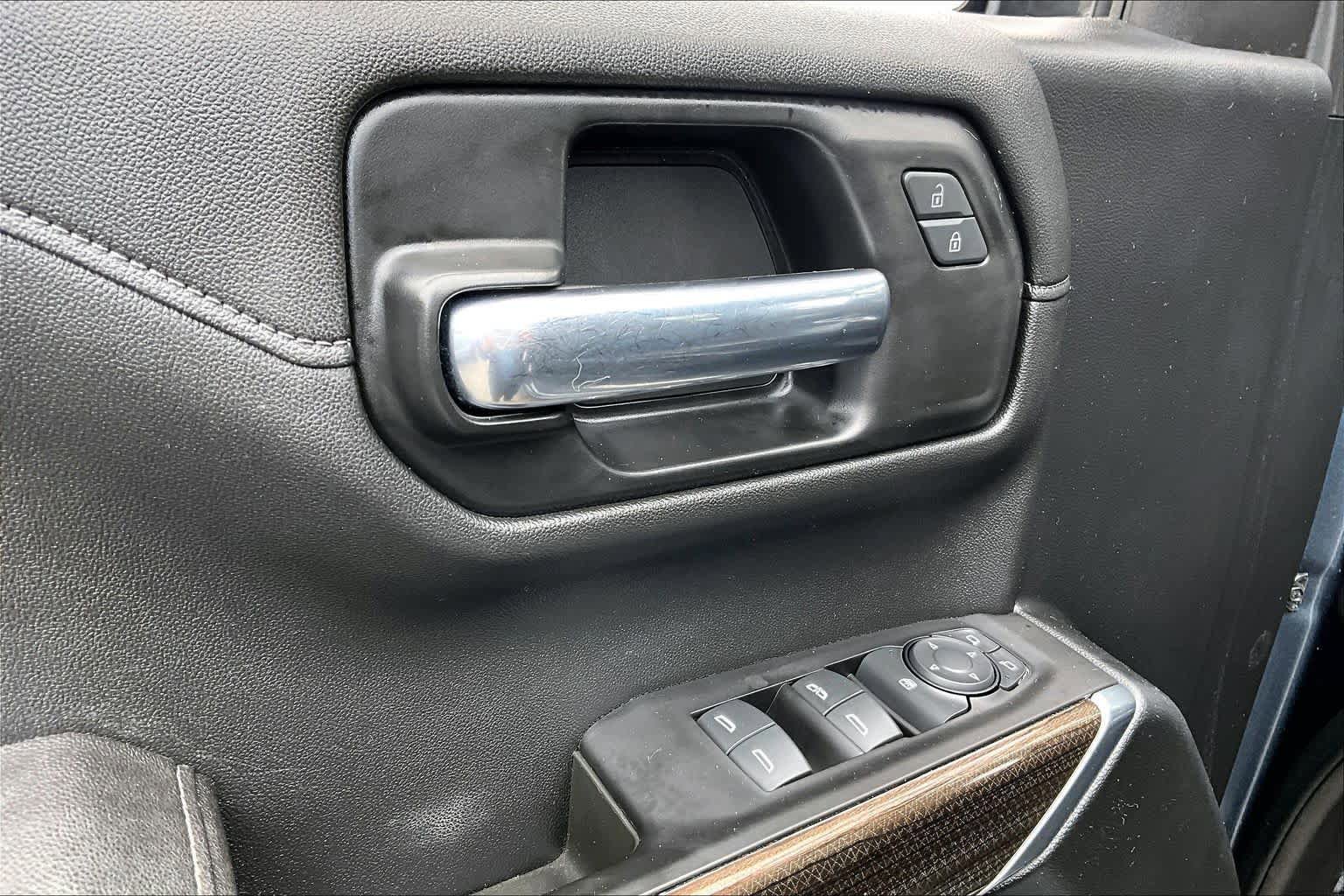 Used 2021 Chevrolet Silverado 1500 RST w/ Convenience Package II AWD/4WD image 31
