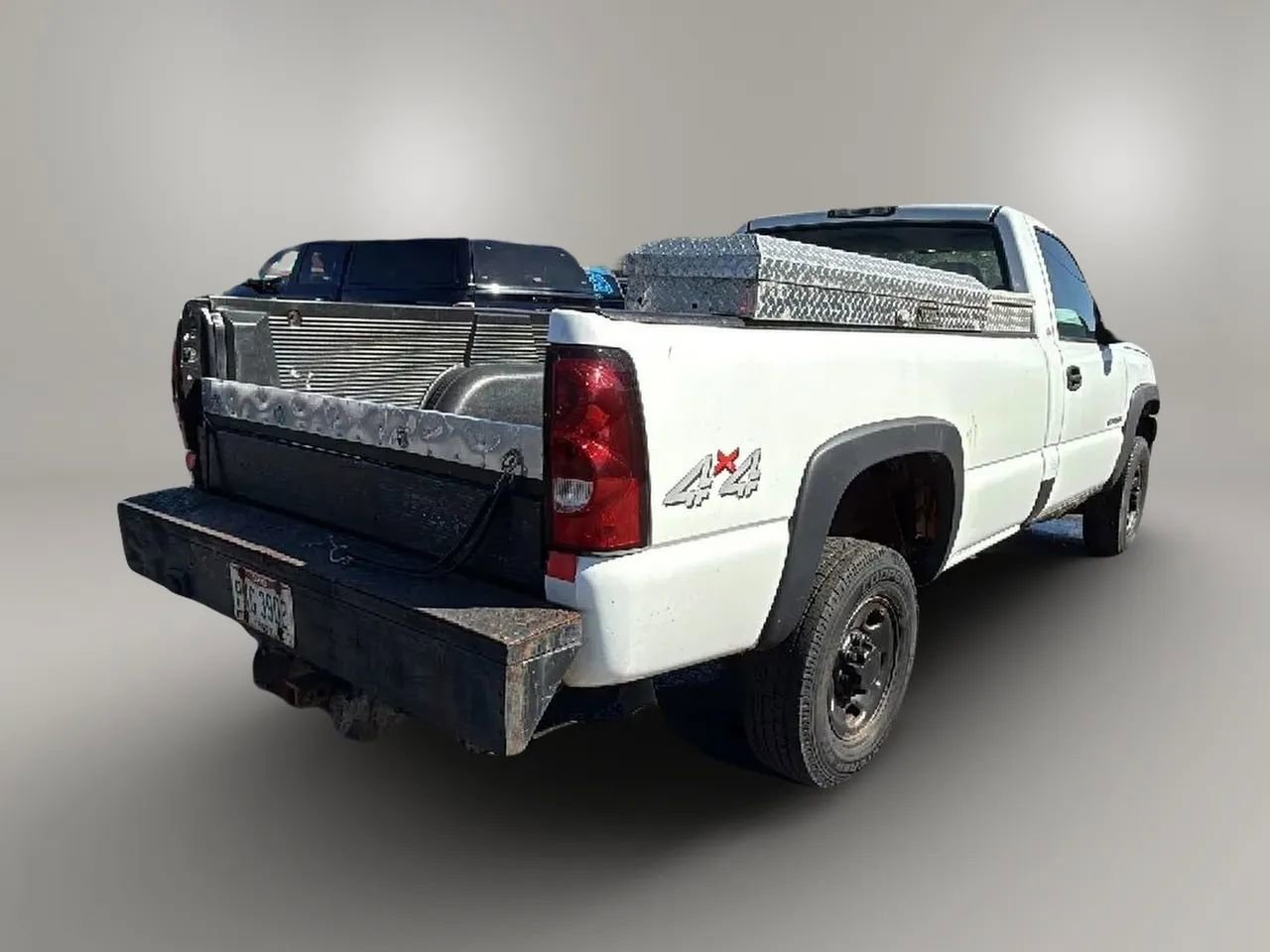 Used 2005 Chevrolet Silverado 2500 W/T w/ Snow Plow Prep Package image 5