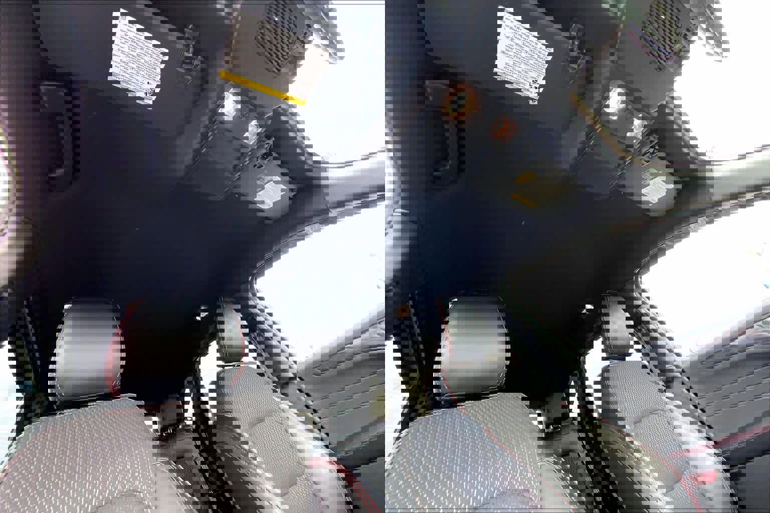 Certified 2025 Ford Escape ST-Line Select w/ Tech Pack #2 image 14