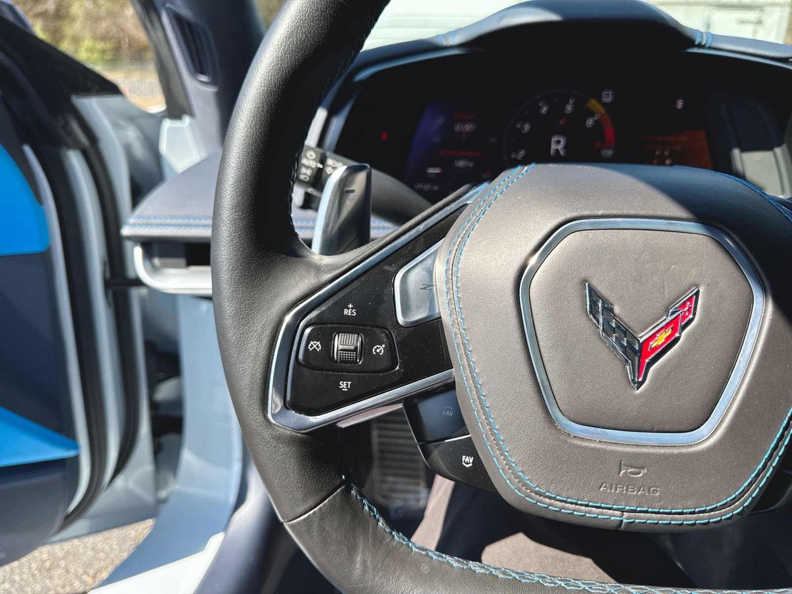 Used 2022 Chevrolet Corvette Stingray Premium Cpe w/ Battery Protection Package image 14