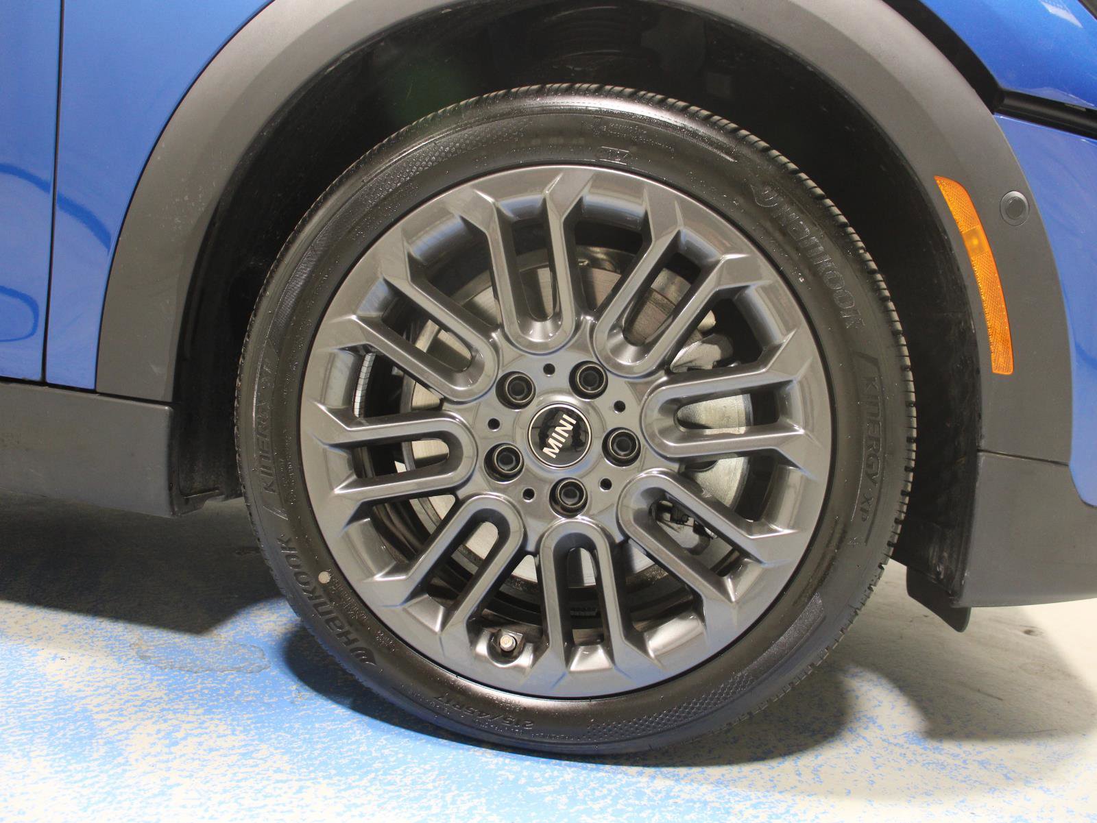 Certified 2025 MINI Cooper S image 24