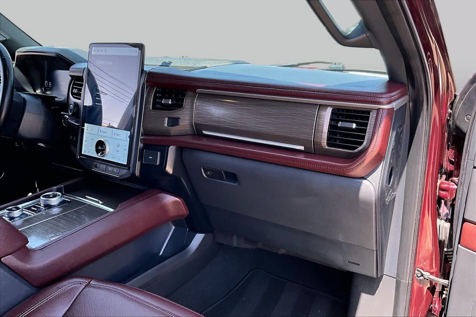 Certified 2023 Ford Expedition Limited AWD/4WD image 18
