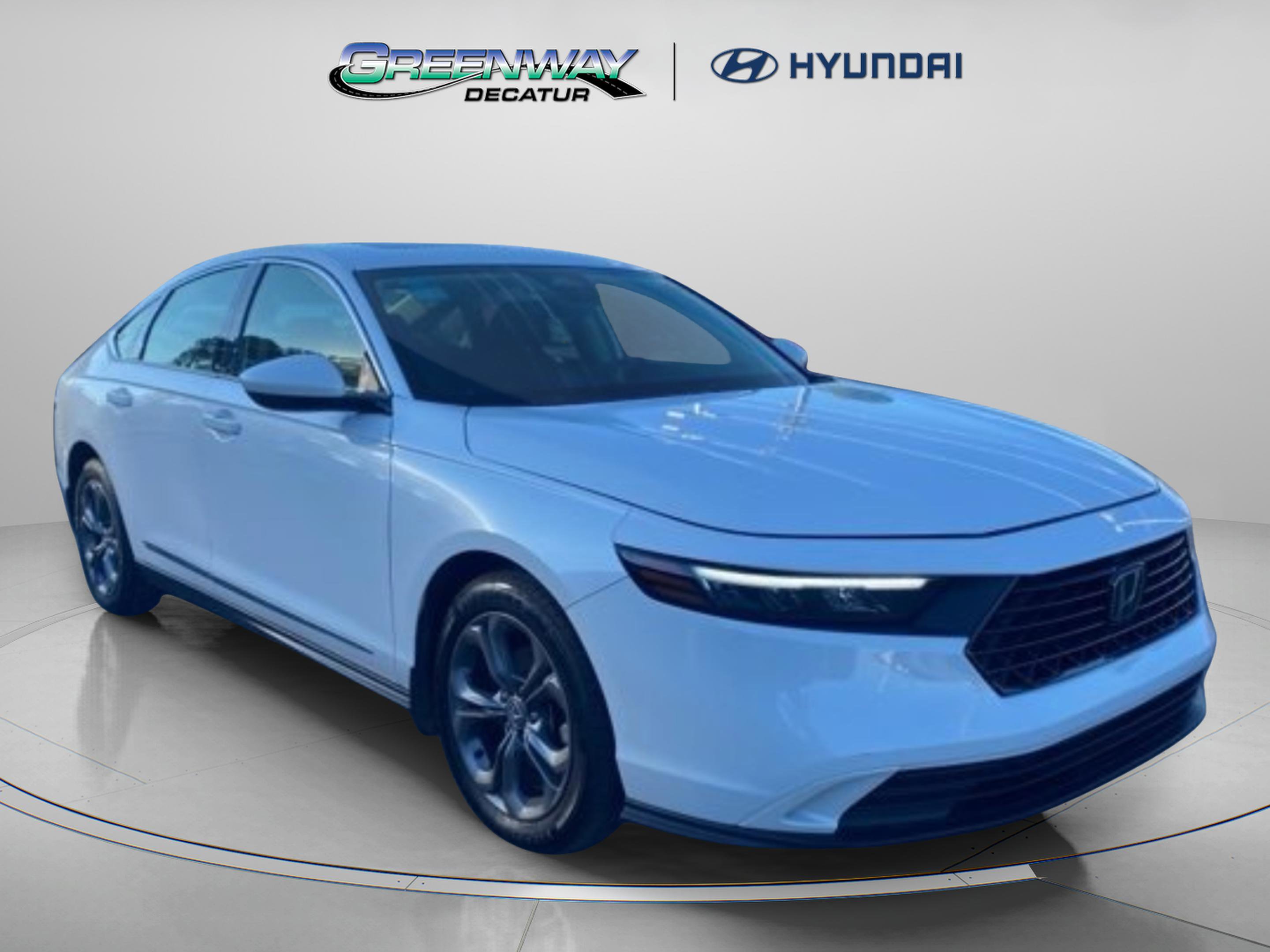 Used 2024 Honda Accord EX image 1
