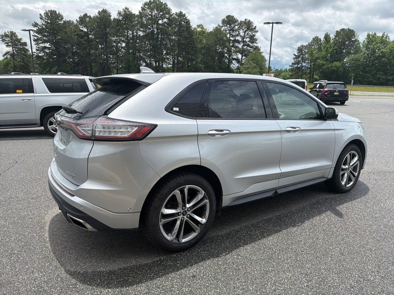 Used 2018 Ford Edge Sport w/ Equipment Group 401A AWD/4WD image 8