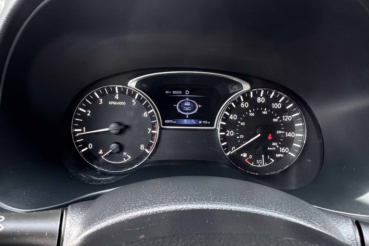 Used 2020 Nissan Pathfinder SL image 20