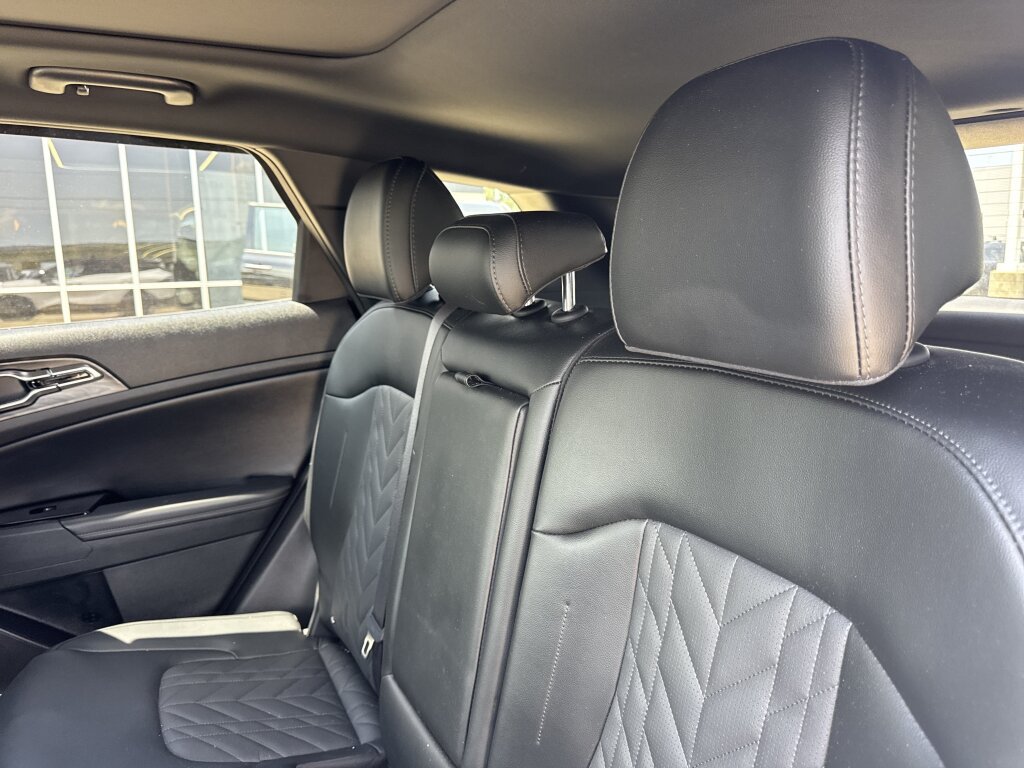 Certified 2024 Kia Sportage X-Pro AWD/4WD image 28