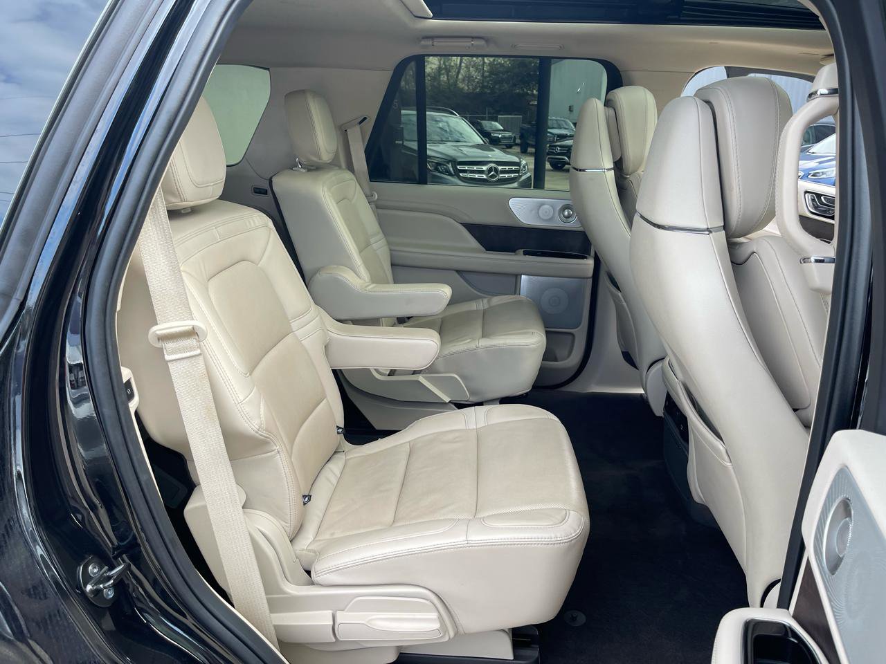 Used 2021 Lincoln Navigator Reserve RWD image 21