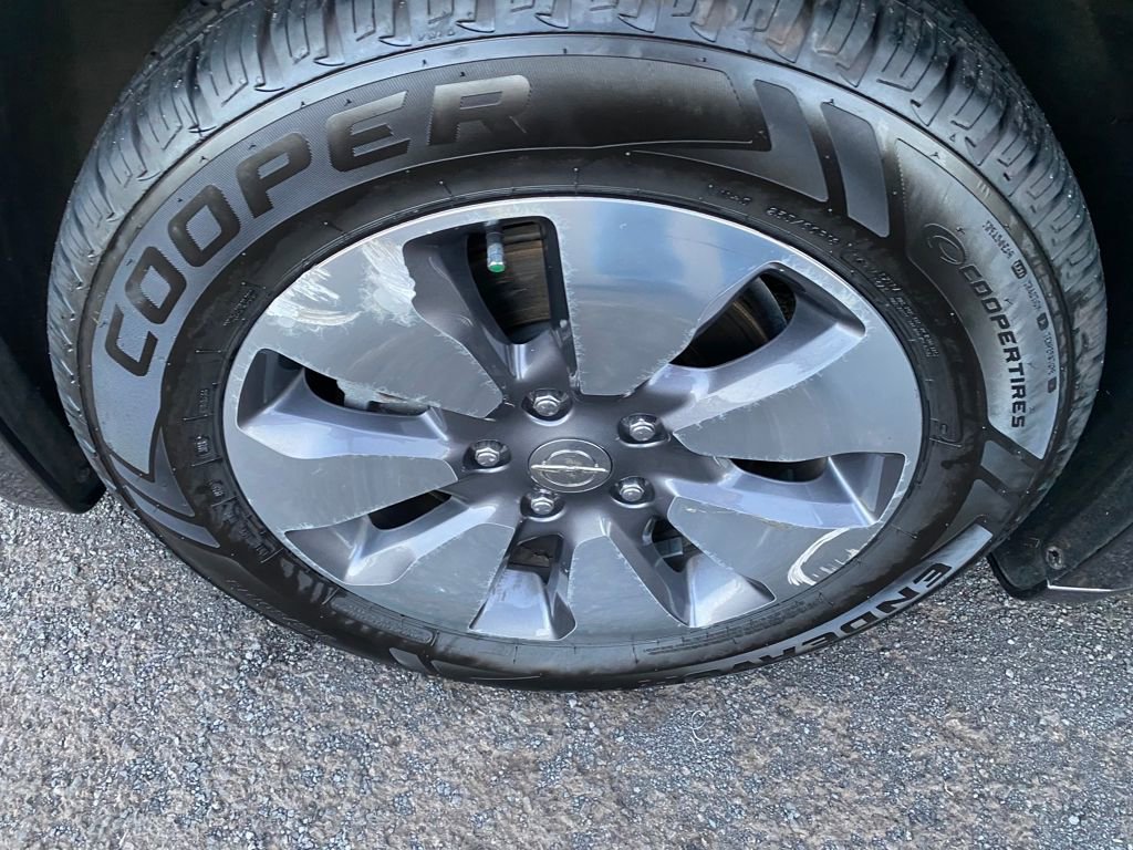 Used 2018 Chrysler Pacifica Limited w/ Advanced Safetytec Group image 9