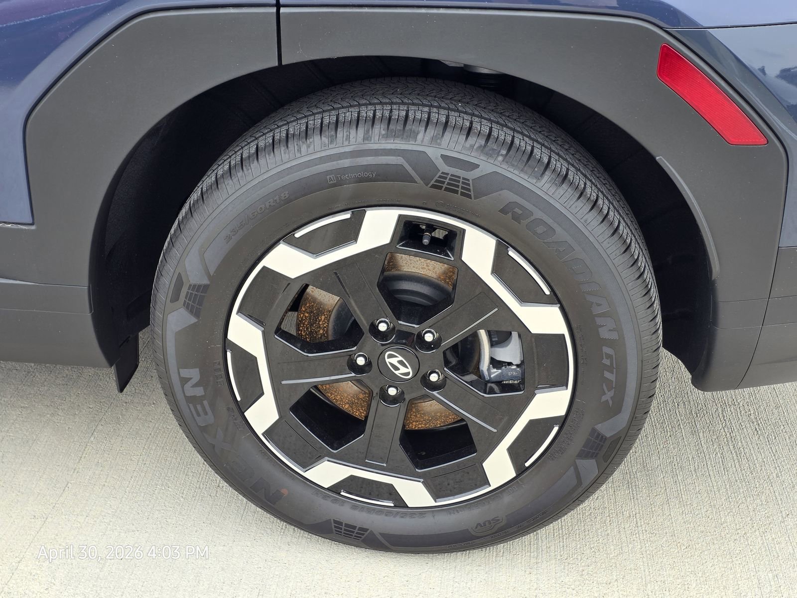 Used 2026 Hyundai Santa Fe SEL FWD image 9