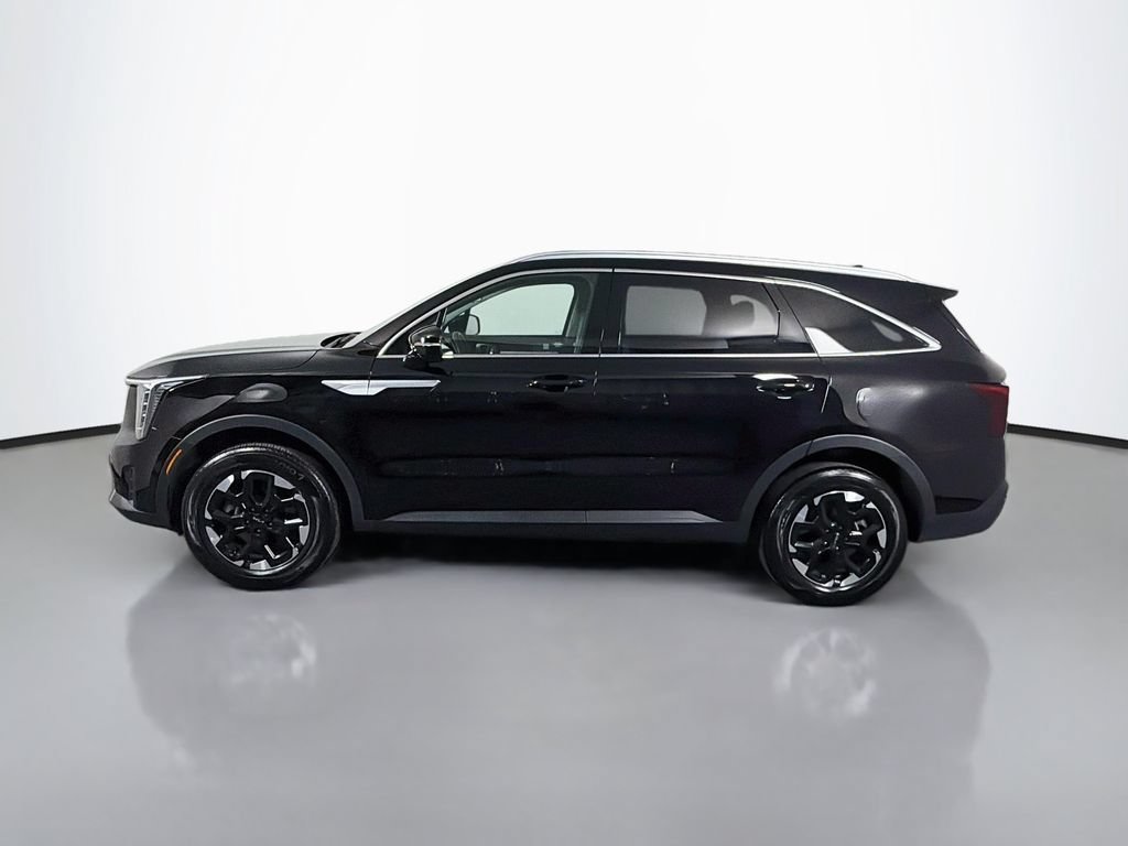 Used 2025 Kia Sorento S AWD/4WD image 4