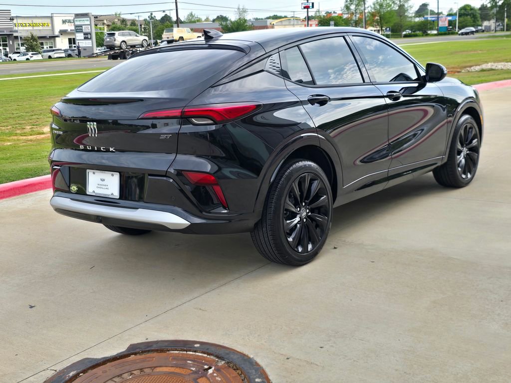 Used 2024 Buick Envista Sport Touring w/ Convenience I Package FWD image 6