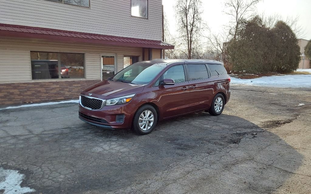 Used 2016 Kia Sedona LX w/ LX Convenience Package image 2