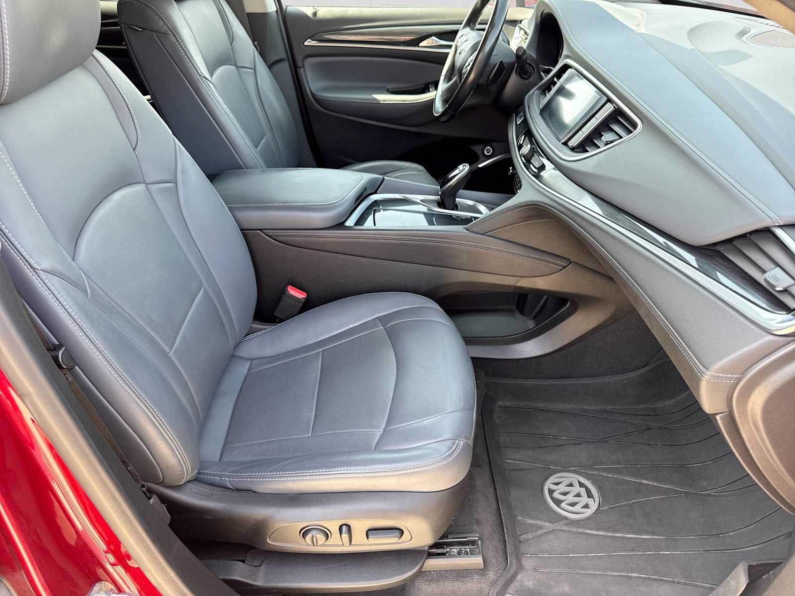 Used 2020 Buick Enclave Essence w/ LPO, Floor Liner Package FWD image 20