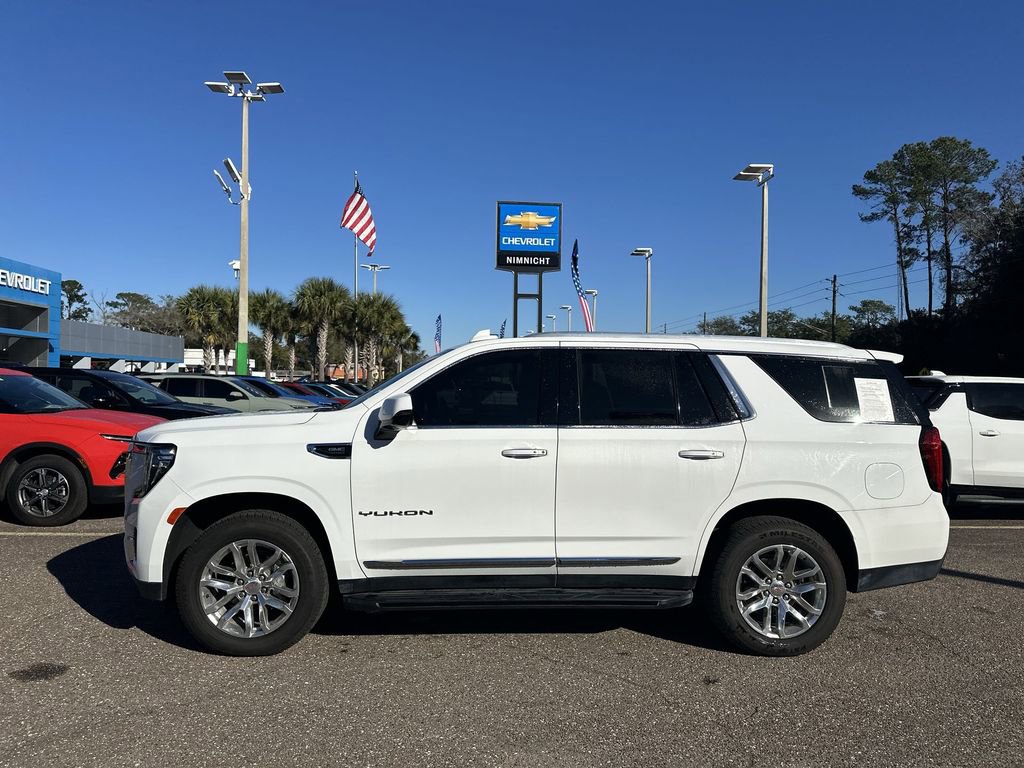 Used 2022 GMC Yukon SLT w/ SLT Premium Package image 13