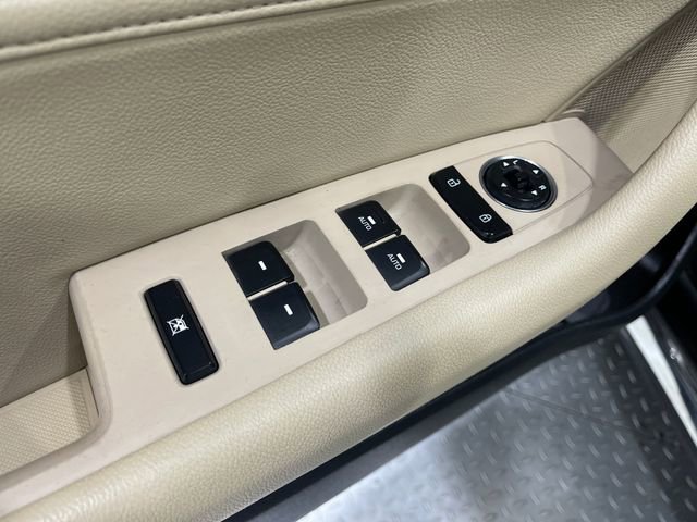 Used 2017 Hyundai Sonata Limited w/ Tech Package 03 image 16